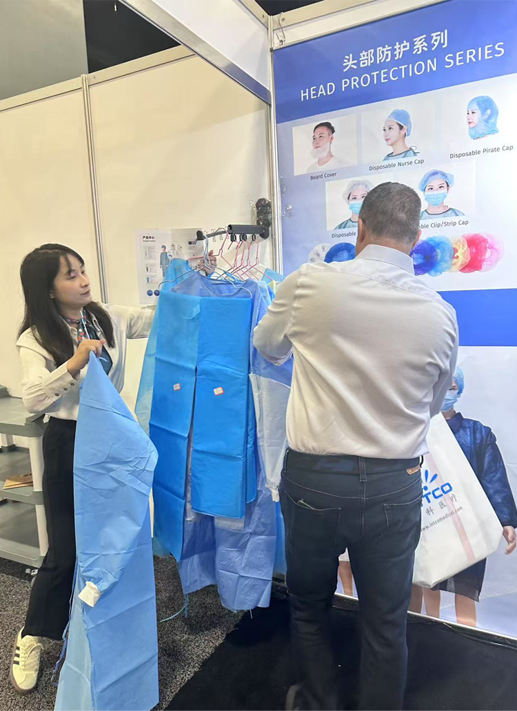 Miami-medical-exhibition-250723-3