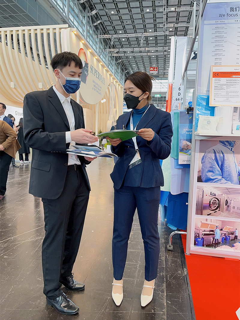2022MEDICA-4
